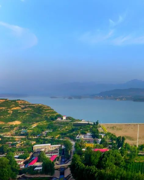 灵寿县中等职业教育在校学生数人